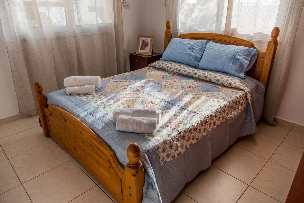 Diana Apartment Paphos Ngoại thất bức ảnh